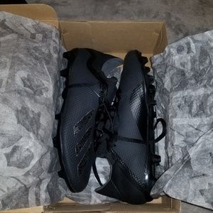 X 18.3 FG all black Adidas cleats
